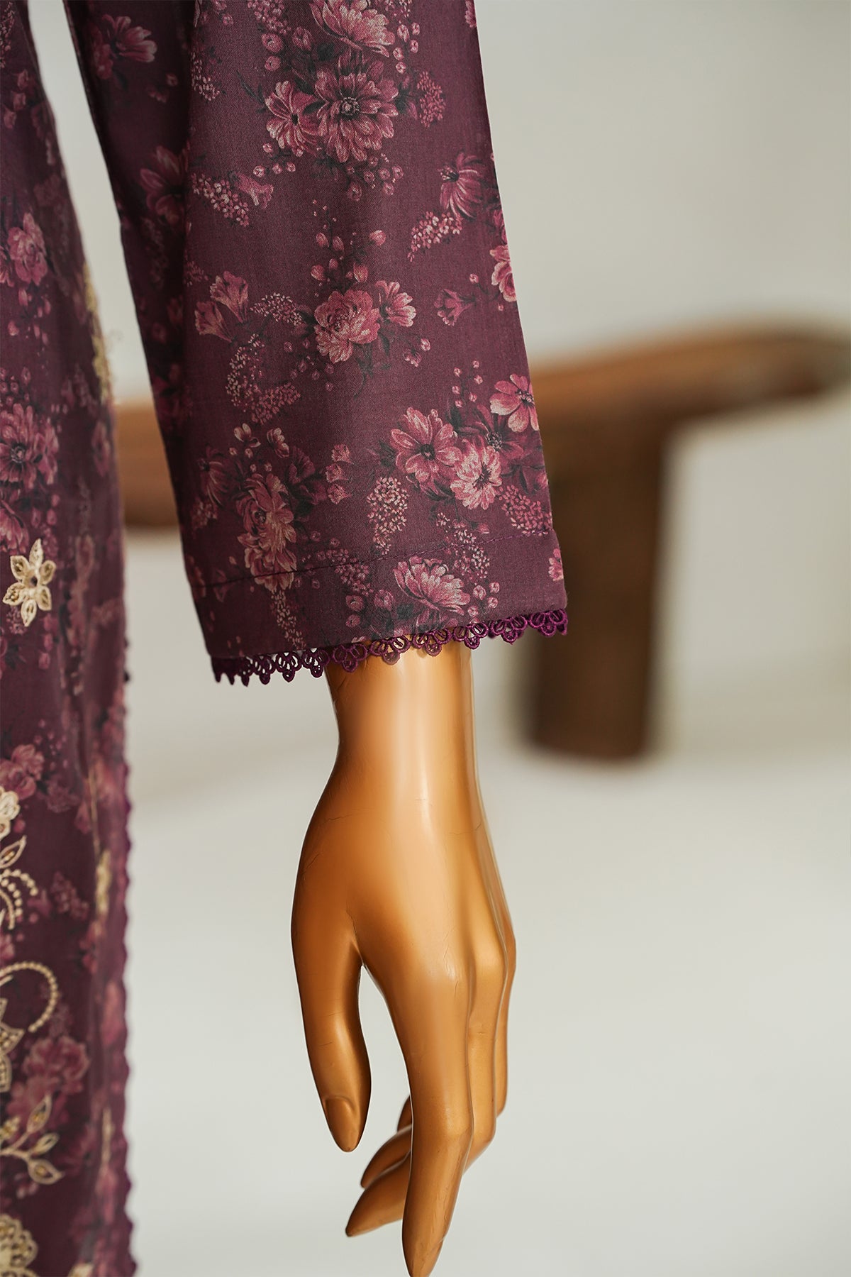 Printed & Embroidered Lawn 3-Pc Suit